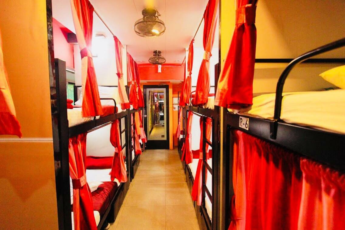 Bed in 10-Bed Mixed Dormitory Room